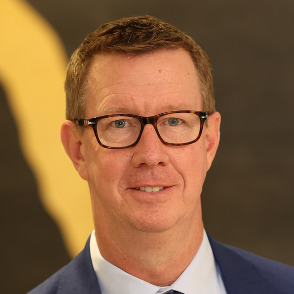 05_TNL_Executive Officer_HoagE.jpg