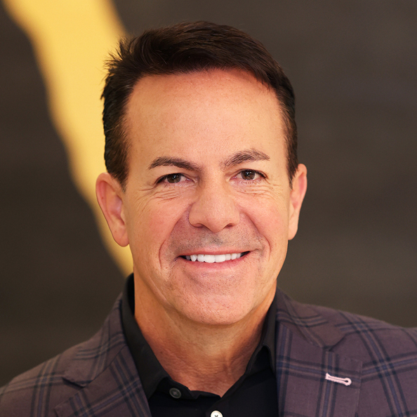 05_TNL_Executive Officer_MyersJ.jpg